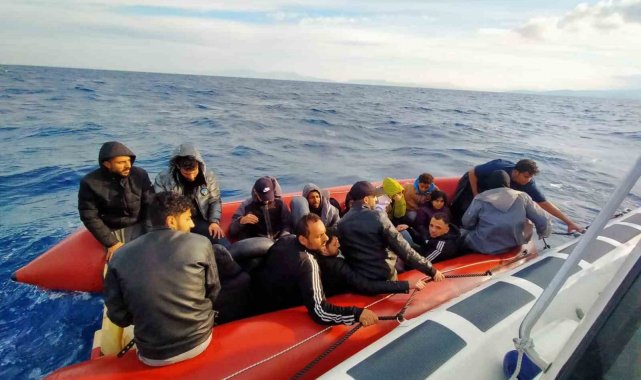 Aydın'ın Kuşadası ilçesinde Yunanistan tarafından geri itilerek ölüme t...