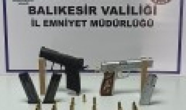 Balıkesir'de polis ekiplerinin il genelinde yaptıkları asayiş uygulamal...