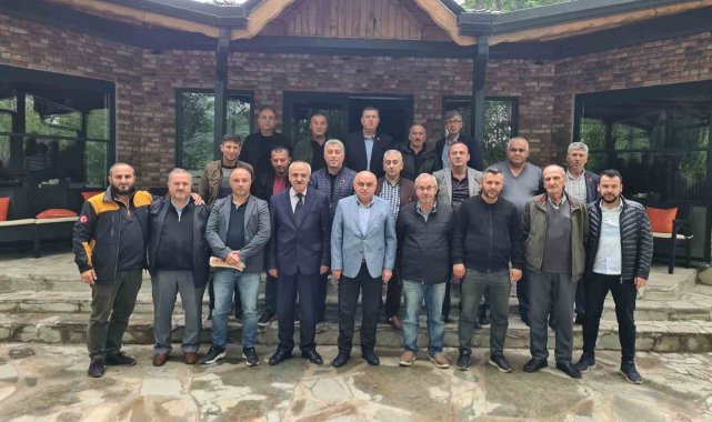 Beyköy Belediye Başkanı Osman Kılıç, muhtarla bir araya gelerek 28 mayısta ...