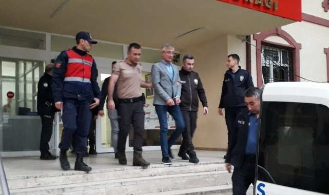 Bilecik'te iki grup arasında üzerine araba sürme iddiası ile çıkan kavg...