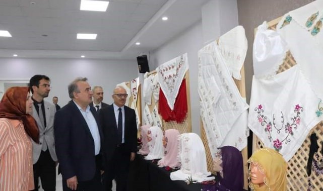 Bozüyük Halk Eğitimi Merkezi Müdürlüğü tarafından Dodurga Beldesinde giyim ...