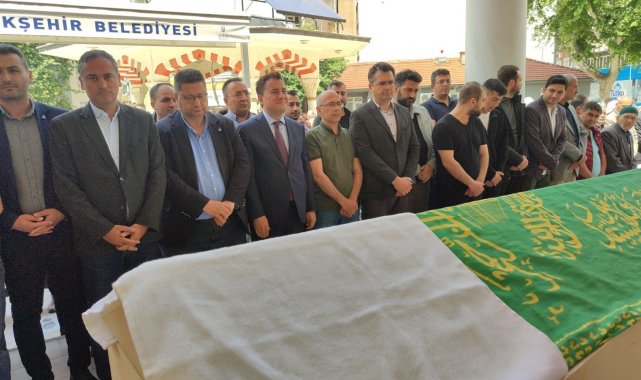 DEVA Partisi Genel Başkanı ve Millet İttifakı ortaklarından Ali Babacan, da...