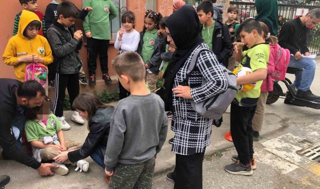 Düzce merkeze bağlı Nusrettin Mahallesi'nde meydana gelen kazada 1. sın...