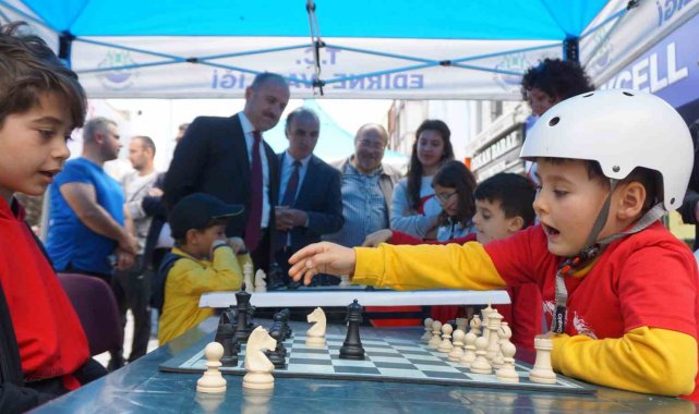 Edirne'de 19 Mayıs Atatürk'ü Anma, Gençlik ve Spor Bayramı etkinlik...