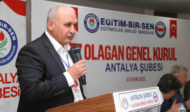 Eğitim Bir Sen Antalya Şube Başkanı Eyüp Bülent Miran, 2023 sendika sayımla...