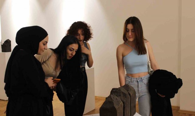 Erciyes Üniversitesi Güzel Sanatlar Fakültesi Heykel Bölümü öğretim görevli...