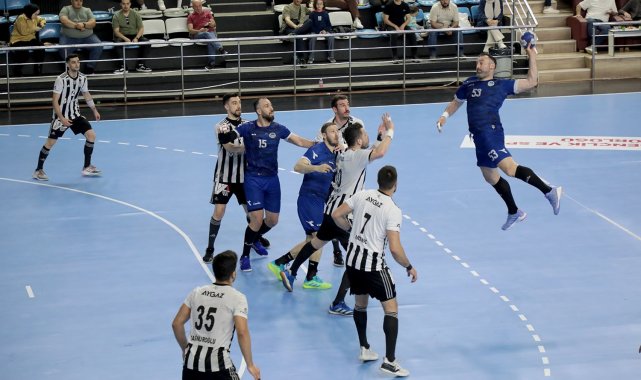 Erkekler Hentbol Süper Ligi Play-Off Yarı Finalinde Beşiktaş'ı sahasında