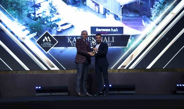 İş dünyasında başarı ve prestiji temsil eden Altın Marka Ödülleri sahipleri...