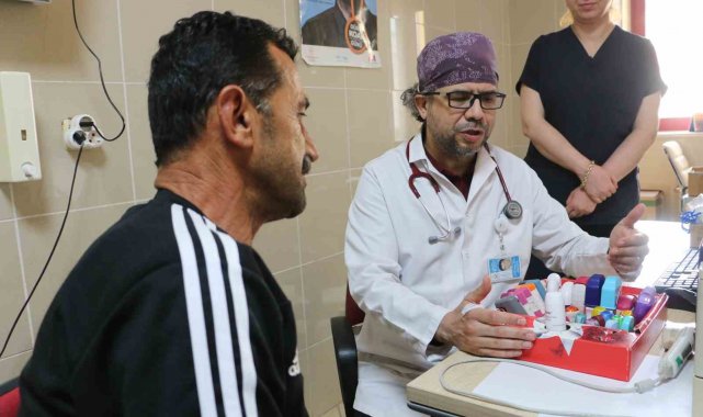 Kahramanmaraş merkezli depremlerden sonra kentlerdeki enkaz kaldırma çalışm...