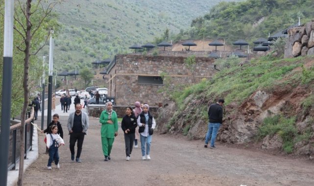 Kayseri'nin yeni mekanı Zincidere 100. Yıl Mesire Alanı'nı 22 günde...