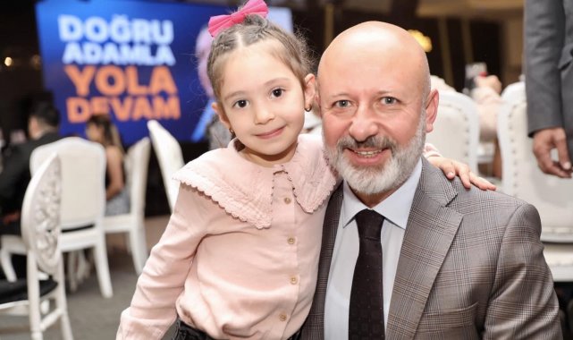 Kocasinan Belediye Başkanı Ahmet Çolakbayrakdar, deprem bölgesinde gönüllü ...