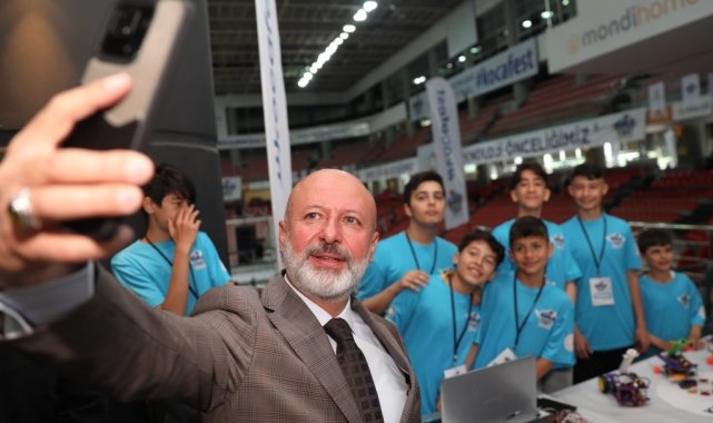 Kocasinan Belediyesi'nin gençlere yönelik düzenlediği Kocasinan Teknolo...