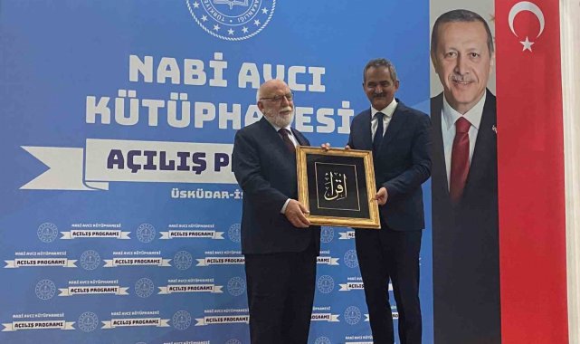 Milli Eğitim Bakanı Mahmut Özer Üsküdar'da Kandilli Kız Anadolu Lisesin...