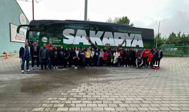 Sakarya Büyükşehir Belediyesi atletizm sporcuları, Bursa'da gerçekleşti...