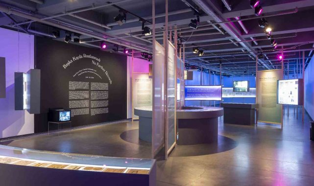 Salt'ın yeni sergisi "Başka Kayda Rastlanmadı", tarihçi ve ro...