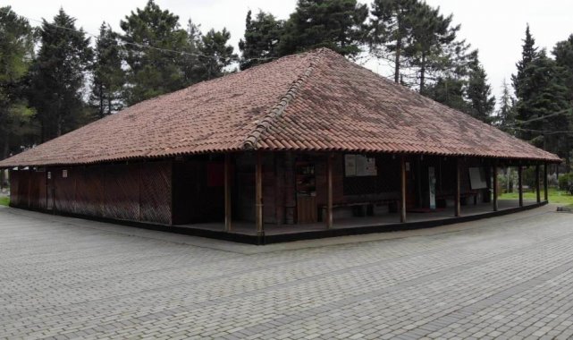 Samsun'da aralarında 850 yıllık olan çivisiz ahşap Göğceli Camisi'n...