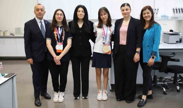 SANKO Koleji 11'inci sınıf öğrencileri Uluslararası Regeneron ISEF Bili...