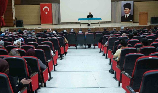 TDV Kadın Kolları ve Gençlik Kolları koordinesinde, Erzincan İl Müftülüğü k...