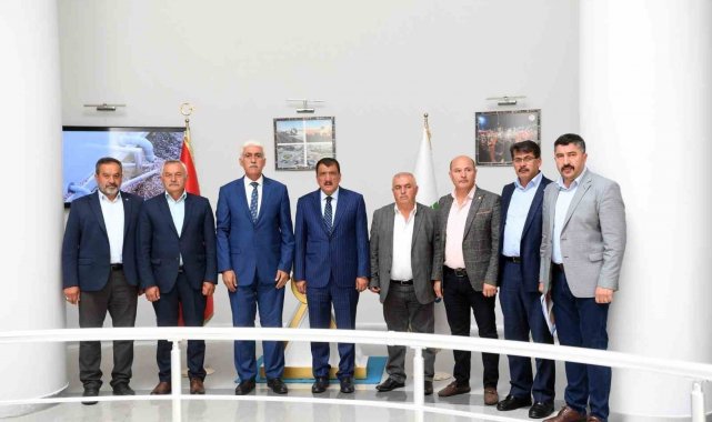 Ziraat Odası Başkanlarını ağırlayan Malatya Büyükşehir Belediye Başkanı Sel...
