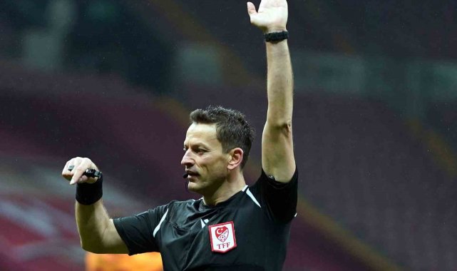 Ziraat Türkiye Kupası yarı finali rövanşında Fenerbahçe ile Sivasspor arası...