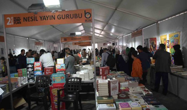 Bitlis Eğitim ve Tanıtma Vakfı (BETAV) tarafından Bitlis'te 2. Kitap Fu...