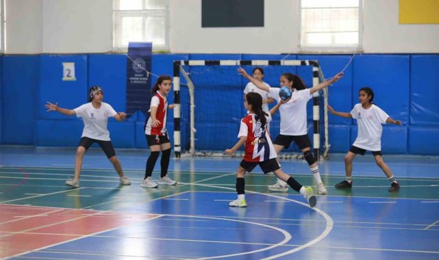 DENİZLİ (İHA) – Denizli'de geleneksel hale gelen ve bu sene 8.'si d...