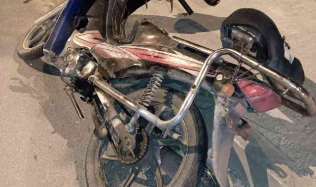 Edirne'nin İpsala ilçesinde kaldırıma çarpan motosikletin sürücüsü yara...