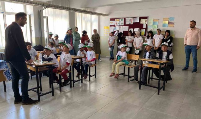 Erzincan İl Tarım ve Orman Müdürlüğü ekiplerince ilkokul öğrencileri organi...