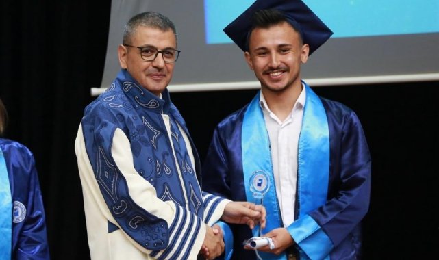 Pamukkale Üniversitesi (PAÜ) 2022-2023 Eğitim Öğretim Yılı mezun öğrenciler...