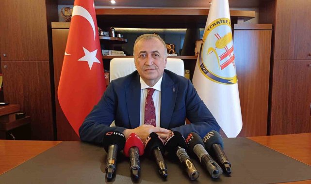 Türkiye Fırıncılar Federasyonu Başkanı Halil İbrahim Balcı, un fiyatlarında...