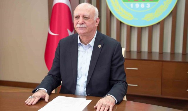Türkiye Ziraat Odaları Birliği (TZOB) Genel Başkanı Şemsi Bayraktar, kuru s...