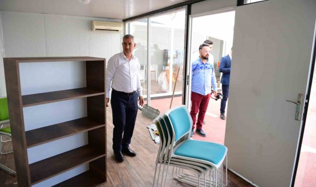 Yeşilyurt Belediye Başkanı Mehmet Çınar, yakın zamanda Uğur Böceği Kitap Ka...