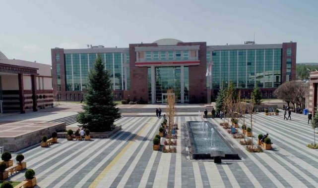 Eskişehir Osmangazi Üniversitesi (ESOGÜ) Hukuk Fakültesi bünyesinde faaliye...