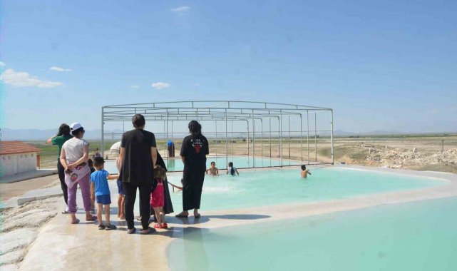 Konya'nın Ereğli ilçesinde açılışı yapılan Akhüyük Termal Tesisleri Per...