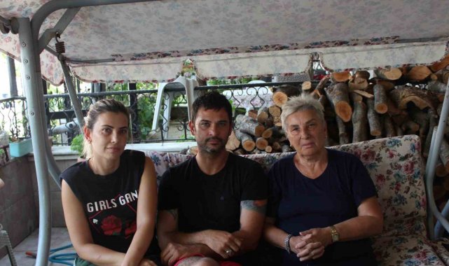 Yeşilçam'ın emektar oyuncusu Yaşar Yağmur, 74 yaşında hayatını kaybetti...