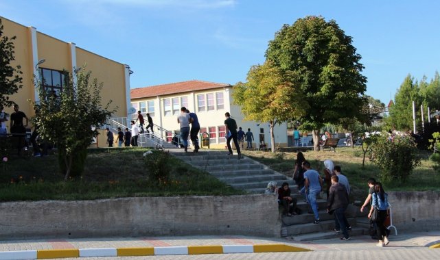 Kütahya'nın Gediz ilçesinde Dumlupınar Üniversitesi Gediz Meslek Yüksek...