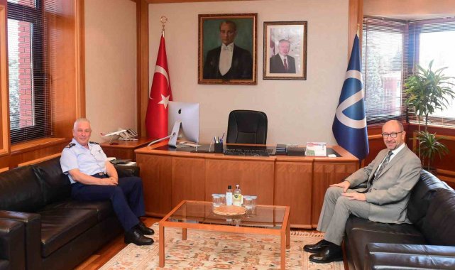 Muharip Hava Kuvveti Komutanı iken Yüksek Askerî Şûra kararı gereği Hava Ku...