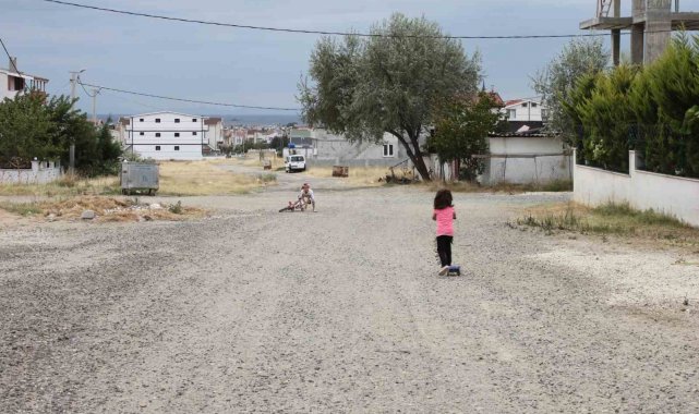 Tekirdağ'ın Marmaraereğlisi ilçesindeki stabilize yollar, vatandaşları ...