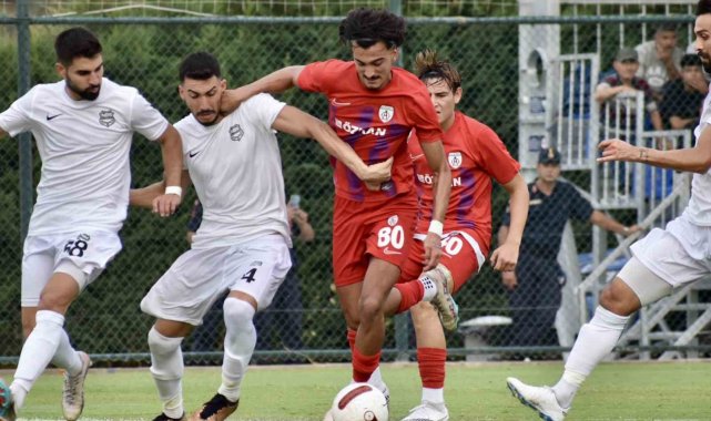 TFF 2. Lig Beyaz Grup ekiplerinden Altınordu, sezonun ilk maçında Nazilli B...