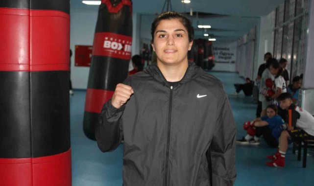 2024 Paris Olimpiyat Oyunları için Ordu'da kampa giren milli boksör Bus...