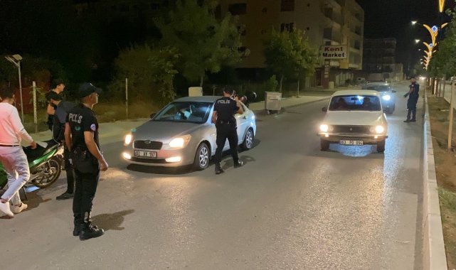 Adıyaman İl Emniyet Müdürlüğüne bağlı Yunus Polis Ekiplerince şok uygulama ...