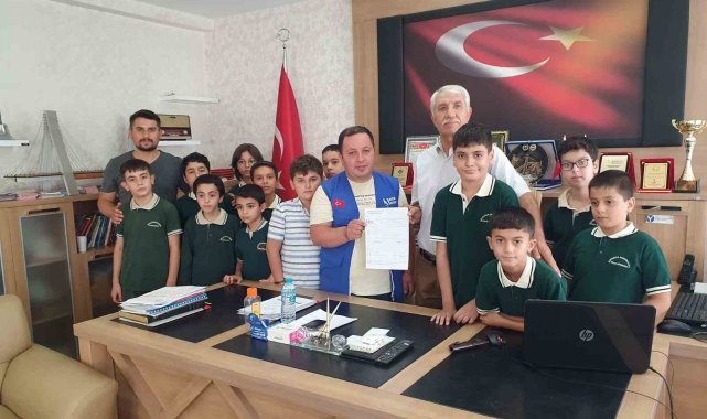 Adıyaman'da harçlıklarını biriktiren depremzede öğrenciler, Fas'ta ...