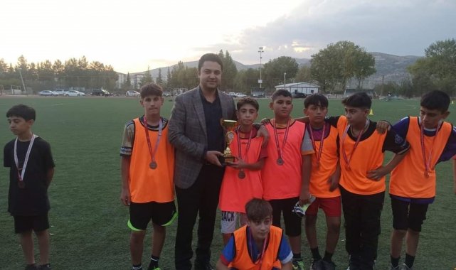 Adıyaman'ın Gölbaşı Kaymakamlığı koordinesinde Gençlik ve Spor İlçe Müd...