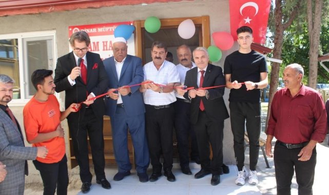 Afyonkarahisar'ın Dinar ilçesinde Kur'an kursunun açılışı protokol ...