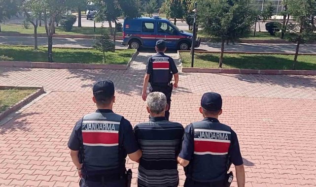 Aksaray'da uyuşturucu ticaretinden aranan ve hakkında 11 yıl kesinleşmi...