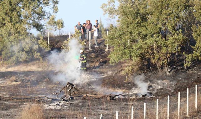 Bolu'da arazide çıkan ot yangını, ekiplerin erken müdahalesiyle ormana ...