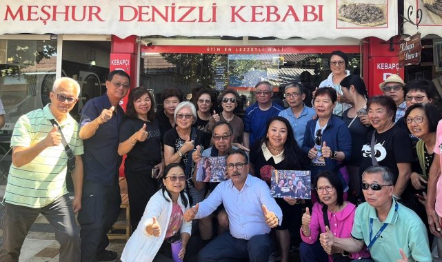 Çatal ile bıçak kullanılmadan tüketilen ve damakta bıraktığı lezzetiyle ünü...