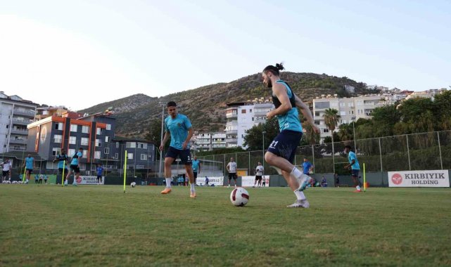 Corendon Alanyaspor, Trendyol Süper Lig'in 6. haftasında oynayacağı Fen...