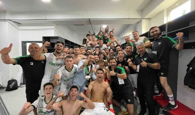 Denizlispor deplasmanda karşılaştığı Etimesgut Belediyespor'u 2-0 skorl...