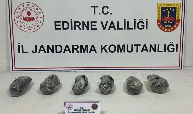 Edirne'den Bulgaristan yönünde seyreden ve Kapıkule Jandarma Yol Kontro...